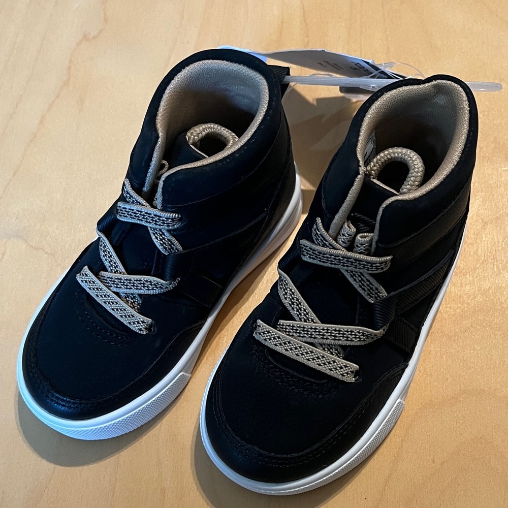 OshKosh B'gosh Black and White Kids Sneakers